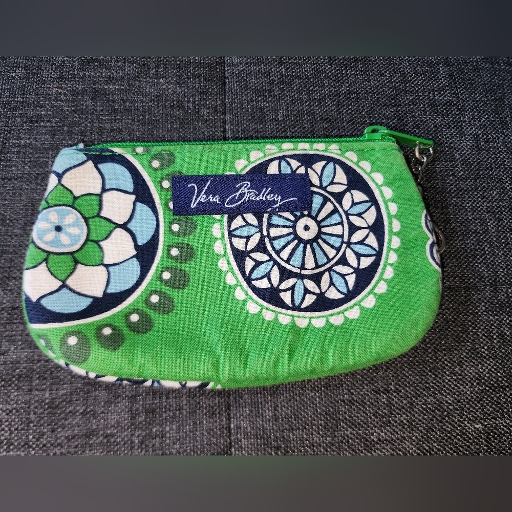 Preowned Vera Bradley green and blue clip id case